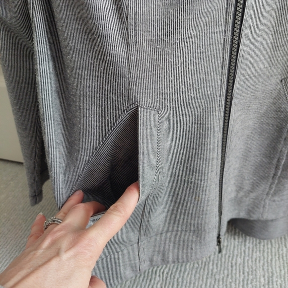 Cabi Jacket - Picture 3 of 15